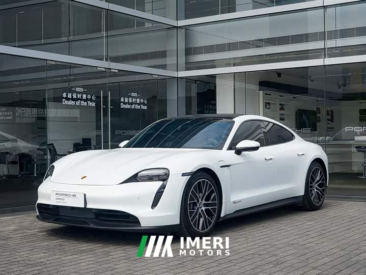 Porsche Taycan - автомобиль из Китая