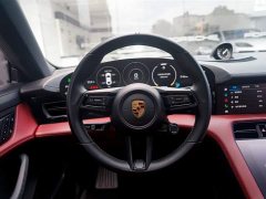Porsche Taycan - фото 11
