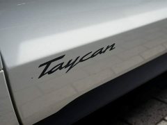 Porsche Taycan - фото 20