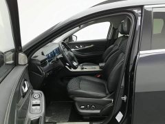 Lynk & Co Xingtu Lingyun 400T 2WD Xingrui PRO version - фото 10
