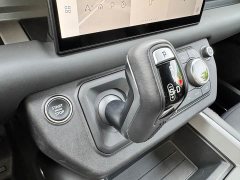 Land Rover Defender 110 3.0T P400 X - фото 12