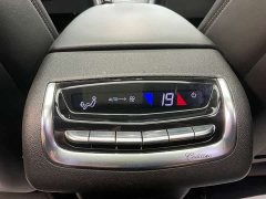 Cadillac XT6 2020 28T six-seater luxury sports safety version - фото 16