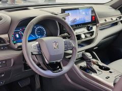 Toyota Crown Lufang 2.5L HEV four-wheel drive premium version - фото 11