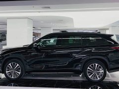 Toyota Crown Lufang 2.5L HEV four-wheel drive premium version - фото 3