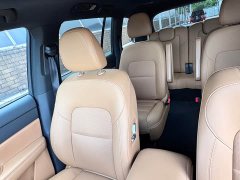 Li Auto ONE Extended-Range 6-Seater - фото 9