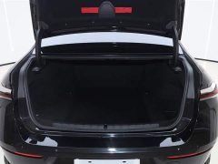 BMW 7 Series 2023 735Li Luxury Line - фото 10