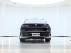 BMW 7 Series 2023 735Li Luxury Line - фото 2