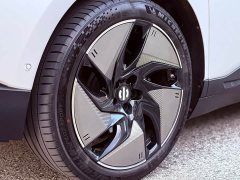 Lynk & Co Gaohe HiPhi Z five-seater version - фото 11