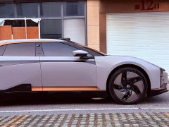 Lynk & Co Gaohe HiPhi Z five-seater version - фото 5