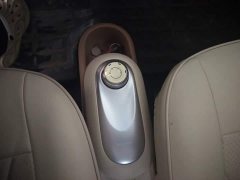 Wuling Hongguang MINIEV fourth generation four-door version Zhenxiang - фото 10
