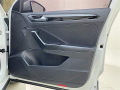 Volkswagen VW T-ROC 280TSI DSG FWD Comfort Plus - фото 17