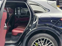 Porsche 2021 Porsche Cayenne E-Hybrid 2.0T - фото 7