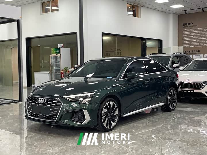 Audi A3 A3L Limousine 35 TFSI Fashion Sport - автомобиль из Китая