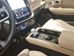 Volvo XC90 plug-in hybrid facelift T8 Zhizun Deluxe Edition 7 seats - фото 20