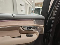 Volvo XC90 plug-in hybrid facelift T8 Zhizun Deluxe Edition 7 seats - фото 7