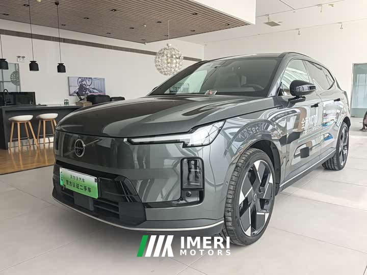 Volvo XC70 plug-in hybrid 2026 four-wheel drive ultra-long range Ultra - автомобиль из Китая