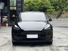 Tesla Model Y standard range rear-wheel drive version - фото 2