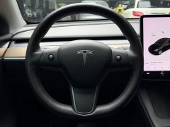 Tesla Model Y standard range rear-wheel drive version - фото 5