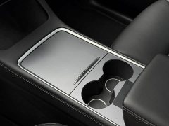 Tesla Model Y standard range rear-wheel drive version - фото 6