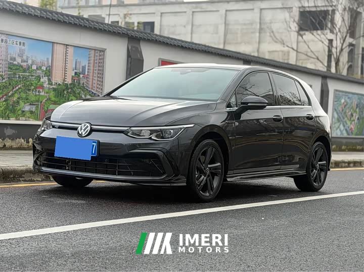 Volkswagen Golf 2021 280TSI DSG R-Line - автомобиль из Китая