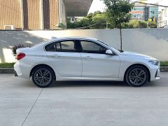 BMW 1 Series facelift 120i M sports version - фото 2