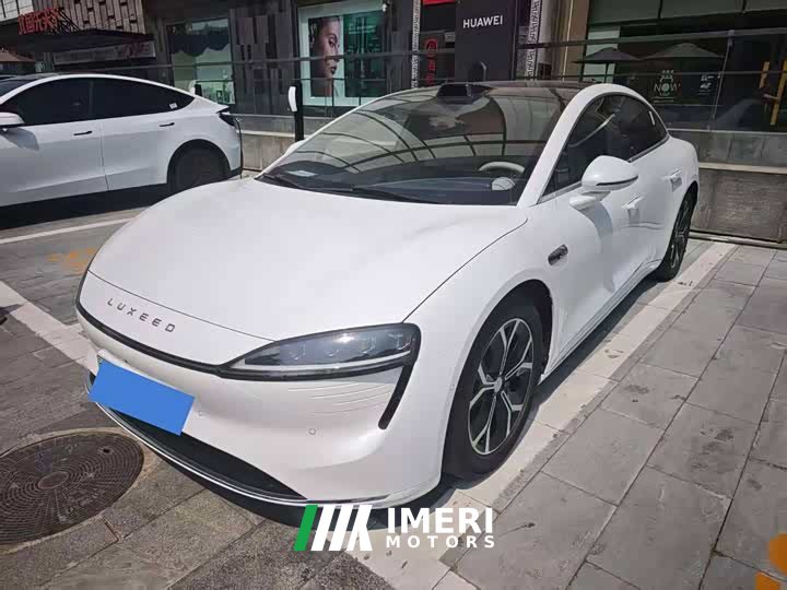 Luxeed Zhijie S7 855km Max - автомобиль из Китая