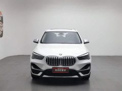 BMW X1 sDrive20Li Luxury Line - фото 3