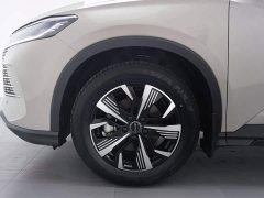 Lynk & Co Hiace 05 DM-i 115KM Honor Type - фото 17