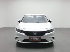 Lynk & Co 2023 240TURBO CVT Leading Edition - фото 3