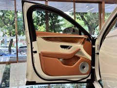 Bentley Flying Spur plug-in hybrid 2022 2.9T V6 Hybrid - фото 7