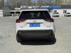 Toyota RAV4 2.0L CVT 2WD Urban Edition - фото 8