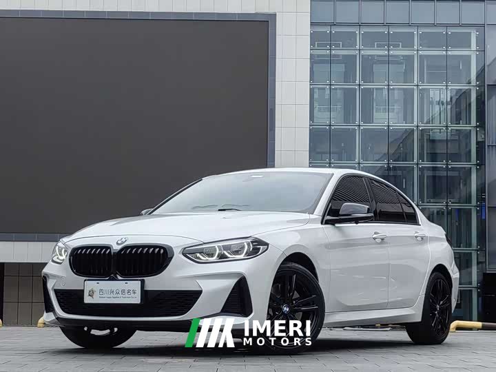 BMW 1 Series 125i M Sports Night Edition - автомобиль из Китая