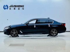 BMW 5 Series 530Li Leading M Sports Package - фото 3