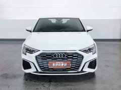 Audi A3 2021 Sportback 35 TFSI aggressive sports - фото 3