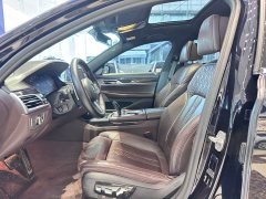 BMW 7 Series 2021 730Li M Sports Package - фото 5