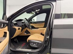 Lynk & Co 09 EM-P 2021 2.0T PHEV Ultra six-seater - фото 14