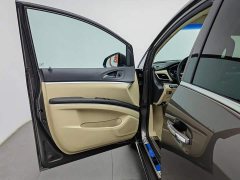 Buick GL8 facelift land business class luxury - фото 8