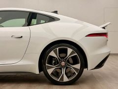 Jaguar F-TYPE P300 hardtop version R-DYNAMIC BLACK - фото 10