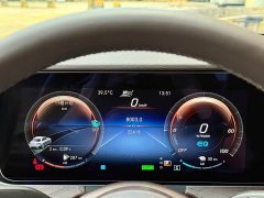 Mercedes-Benz E-Class New Energy 2 E 350 e L plug-in hybrid sedan - фото 9