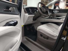 Denza D9 DM-i 965 exclusive - фото 4