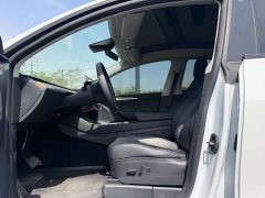 Tesla Model Y long-range all-wheel drive version - фото 10