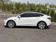 Tesla Model Y long-range all-wheel drive version - фото 4