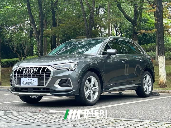 Audi Q3 35 TFSI Fashionable and Dynamic - автомобиль из Китая
