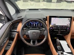 Toyota Wilfa 2024 Crown Dual Engine 2.5L Supreme Executive Edition - фото 19