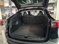 Tesla Model Y rear-wheel drive version - фото 13