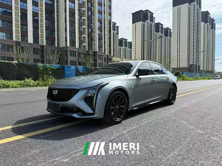 Cadillac CT5 28T Track Performance Edition - автомобиль из Китая