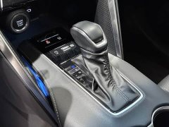 Toyota Venza 2.0L CVT FWD Premium Edition - фото 14