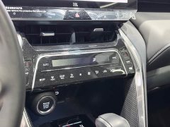 Toyota Venza 2.0L CVT FWD Premium Edition - фото 15