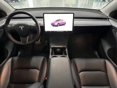 Tesla Model Y rear-wheel drive version - фото 8