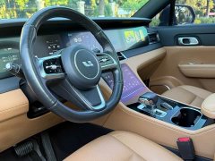 Li Auto ONE Extended-Range 6-Seater - фото 14